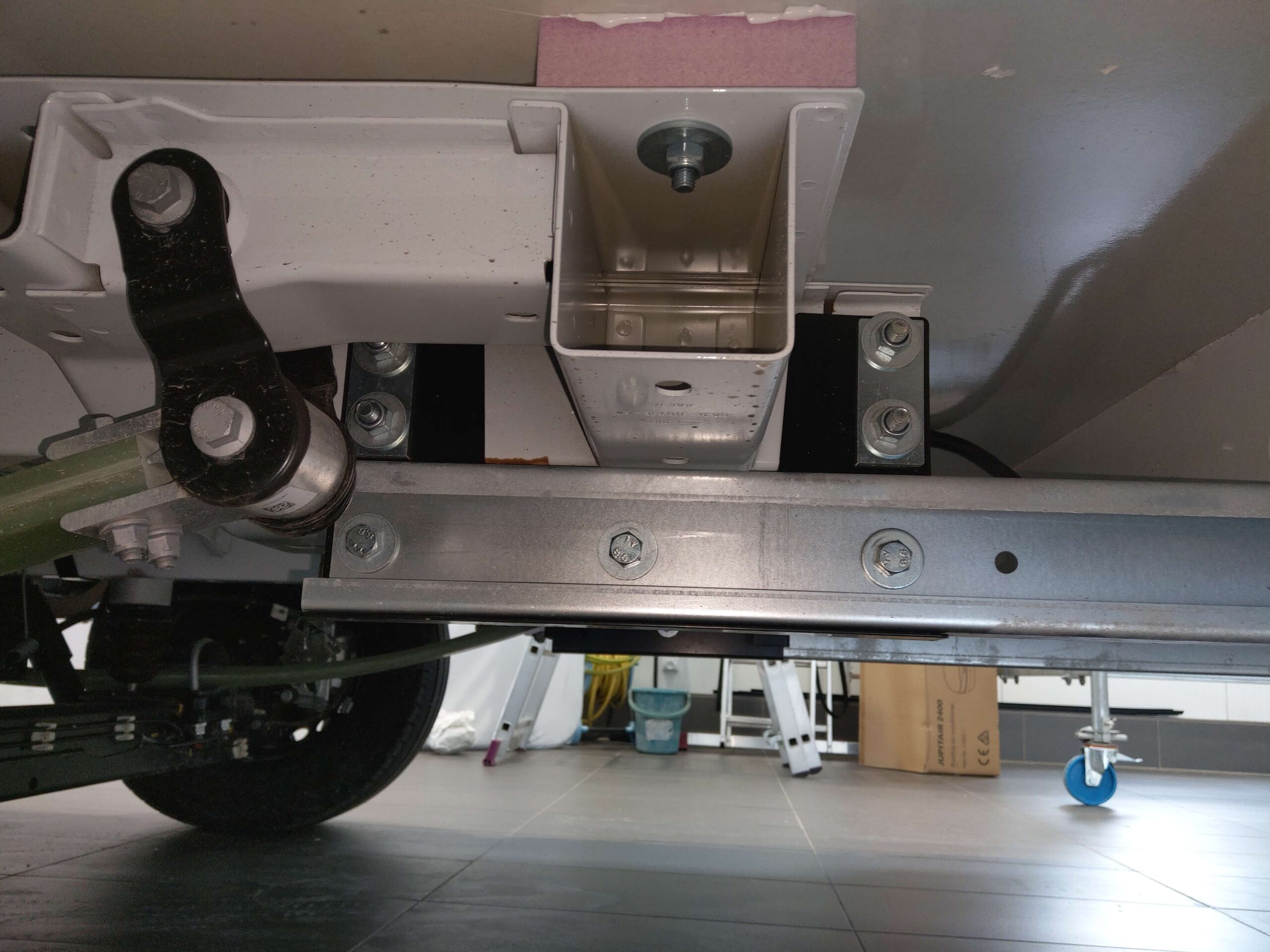 Anhängerkupplung für Wohnmobil Ford Transit V363 ab 03/2014-  MasterHAK – Bild 9