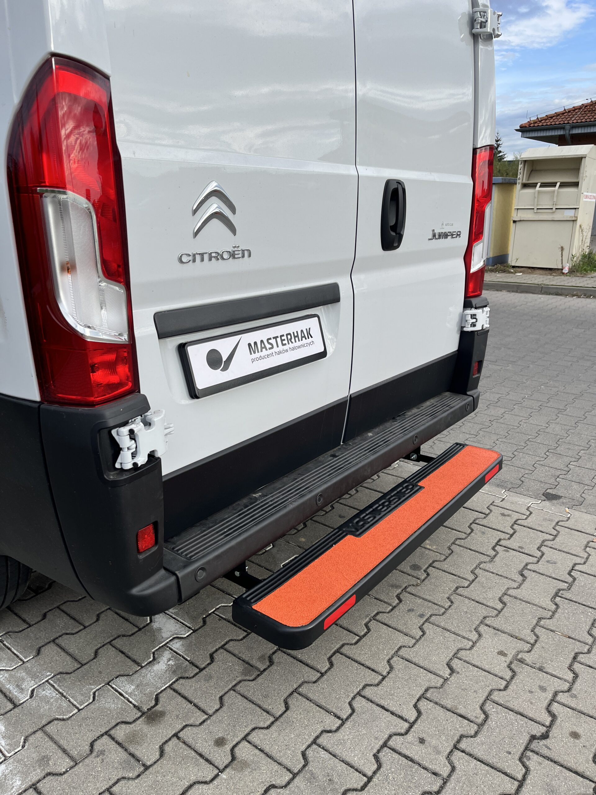 MasterSTEP T1 - Hecktrittstufe für Opel Movano - Rutschfeste Oberfläche – Bild 7