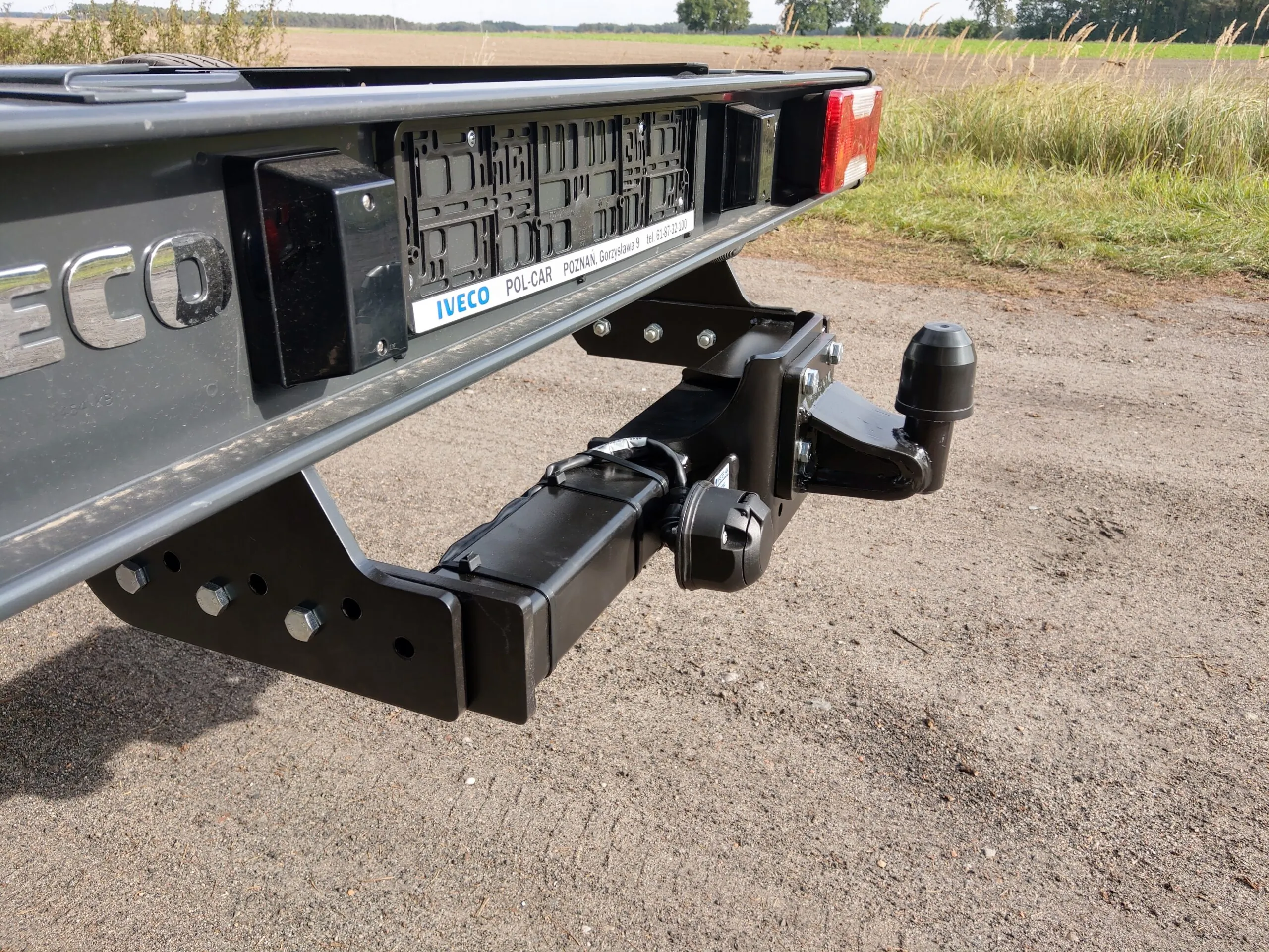 Abschlepphaken IVECO Daily 35S Kasten 06/2014- – Bild 5