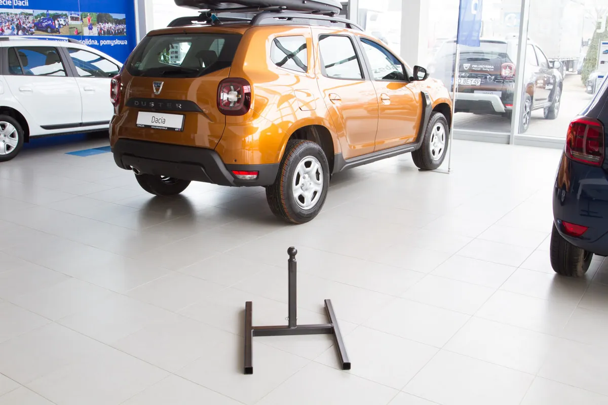 Fahrradträger Displayständer - Präsentationsständer für Autohaus und Showroom – Bild 14