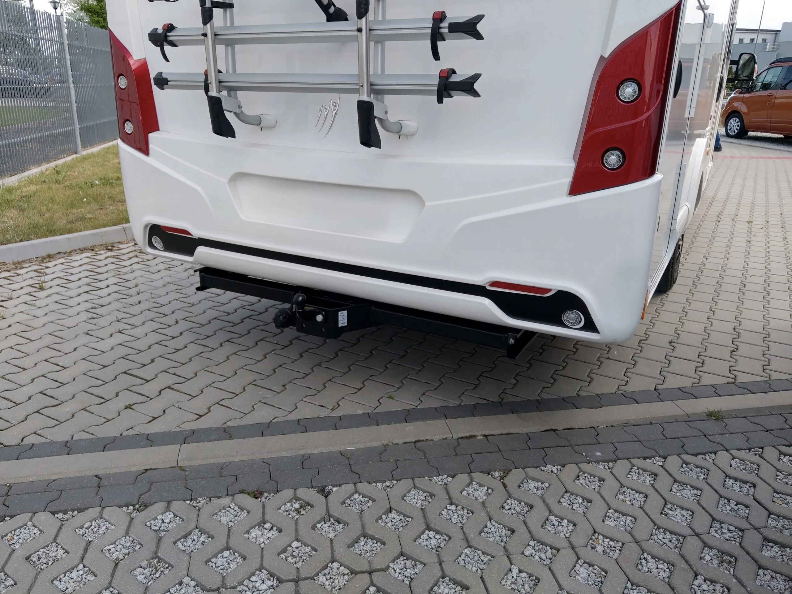 Anhängerkupplung für Fiat Ducato Wohnmobil (ab 06/2006-) - Version mit Tank am Rahmenende – Bild 11