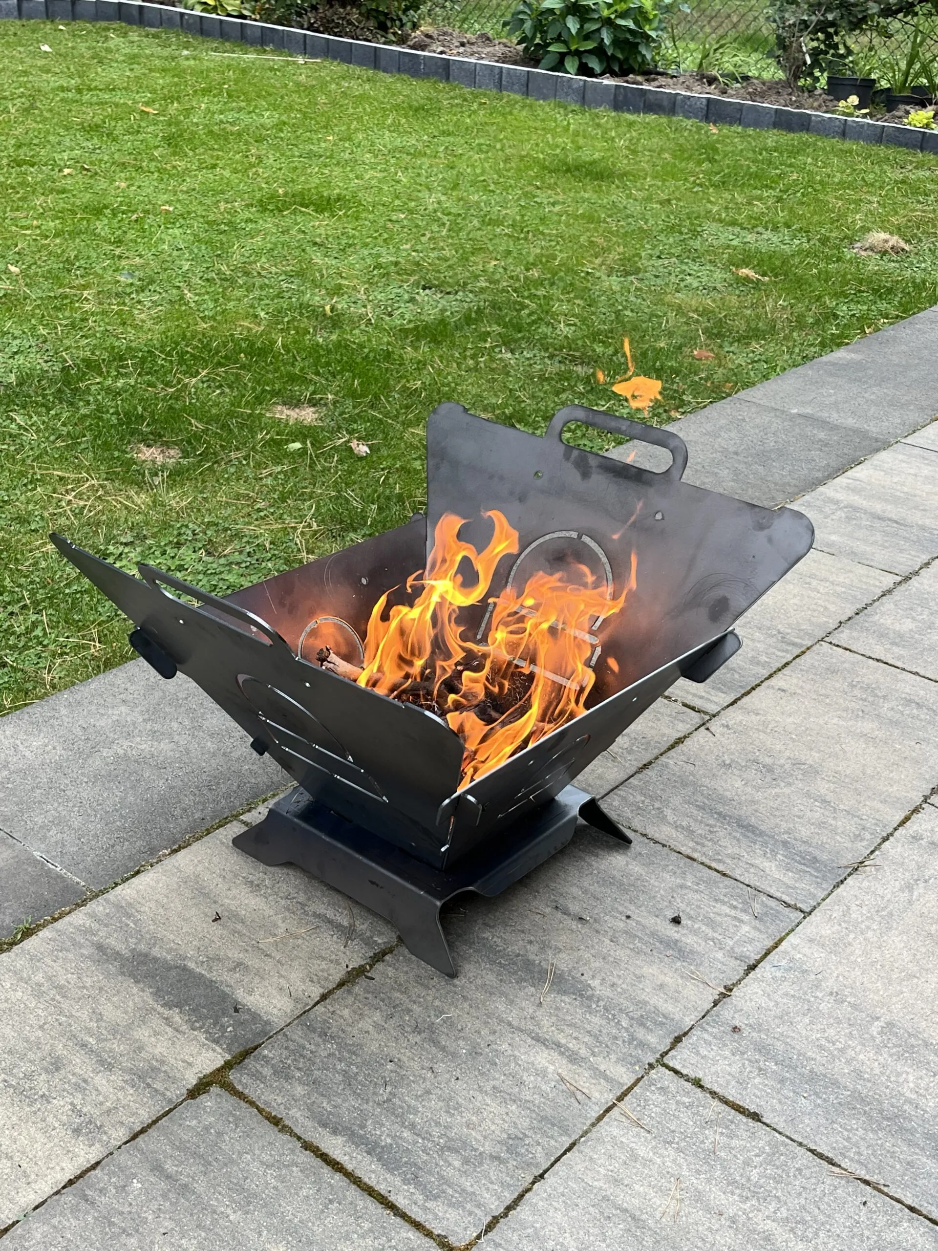 MasterBBQ #1 – klappbare Feuerstelle mit Grillrost | Feuerstelle und Grill 2in1 – Bild 7