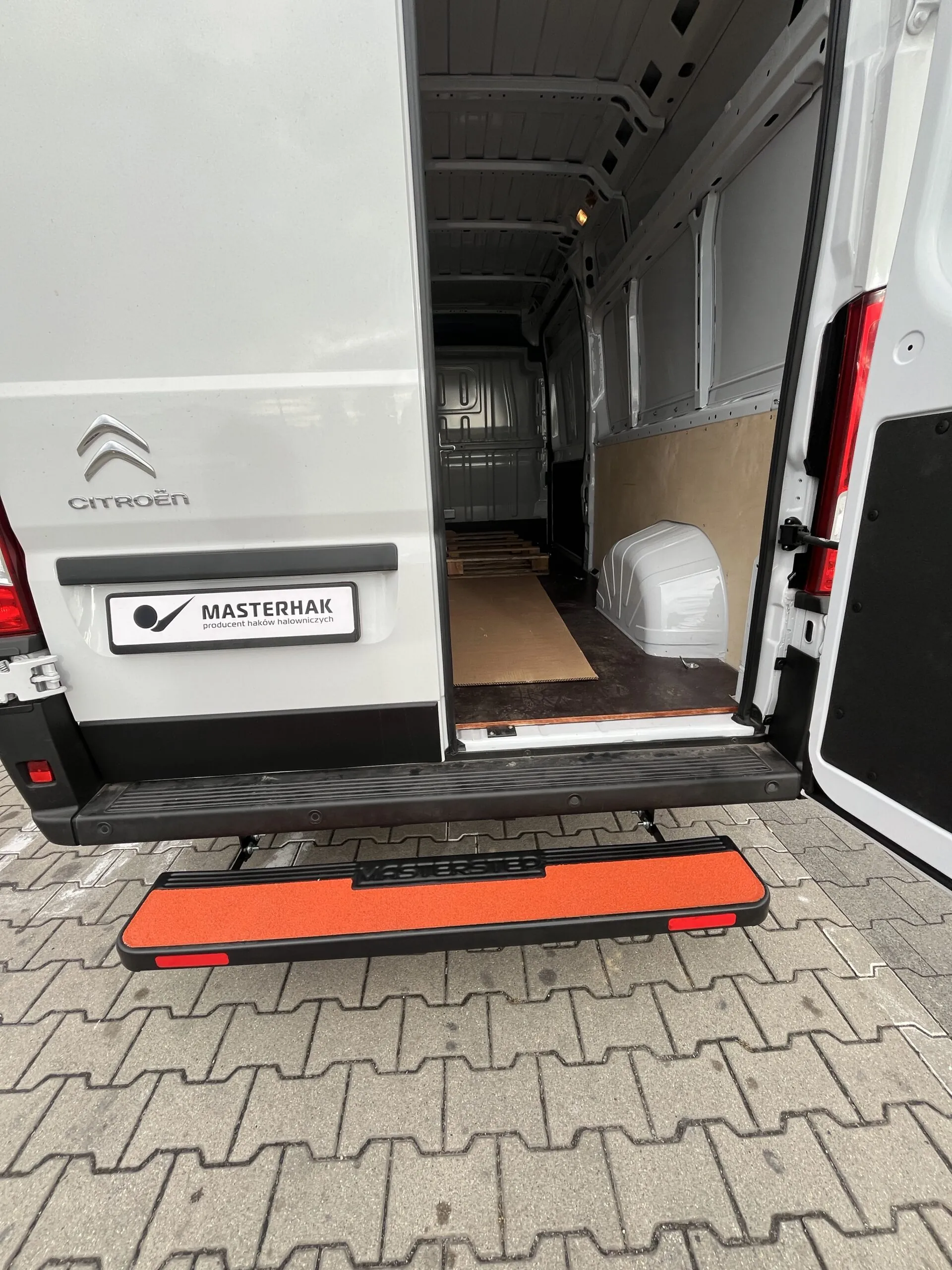 MasterSTEP W1 Wide Comfort - breite Hecktrittstufe für Fiat Ducato ab 06/2006 – Bild 10