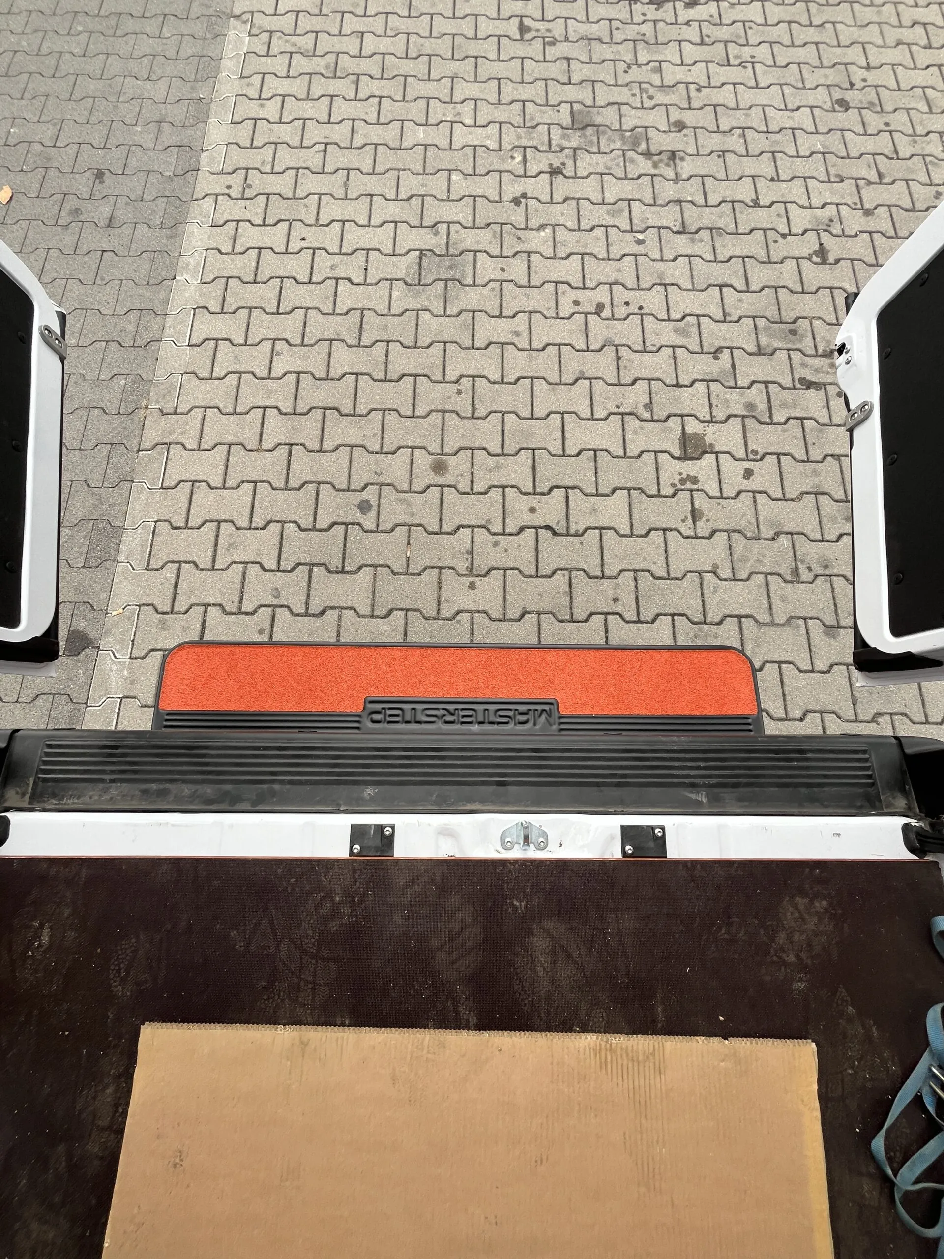 MasterSTEP W1 Wide Comfort - breite Hecktrittstufe für Fiat Ducato ab 06/2006 – Bild 11